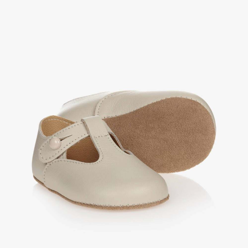 Early Days-Ivory Leather Pre-Walker Bar Shoes | Childrensalon Outlet