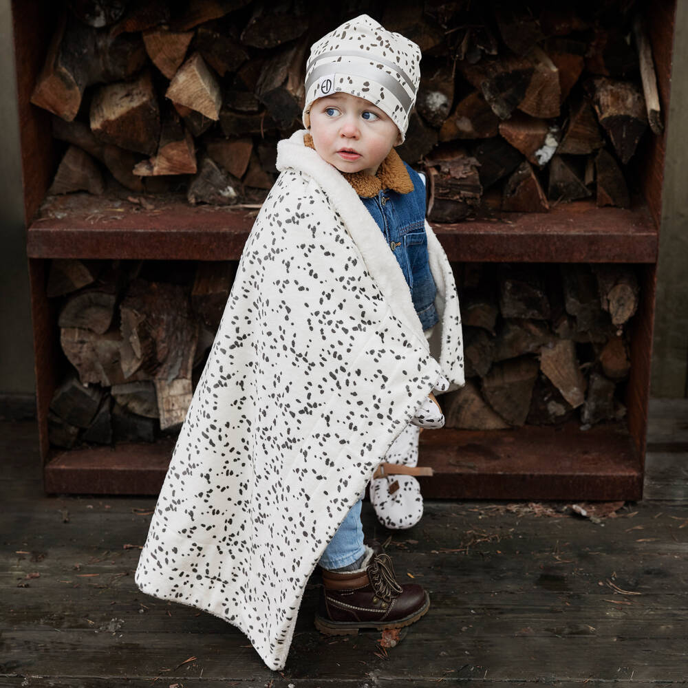 Elodie-Boys Cream Cozy Dalmation Throw | Childrensalon Outlet