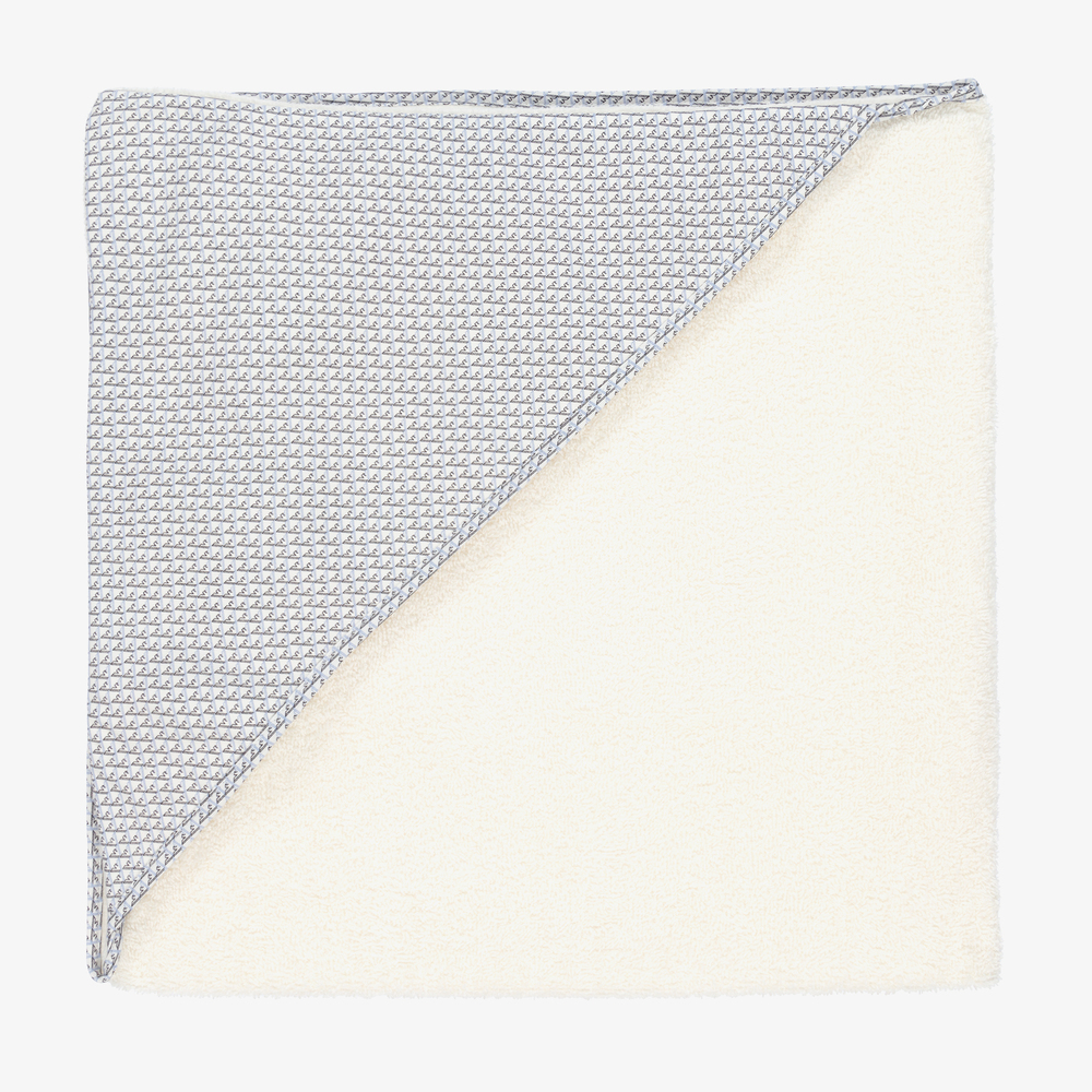 إمبوريو أرماني-طقم هدية منشفة وقفازات قطن لون عاجي وأزرق للمواليد | Childrensalon Outlet