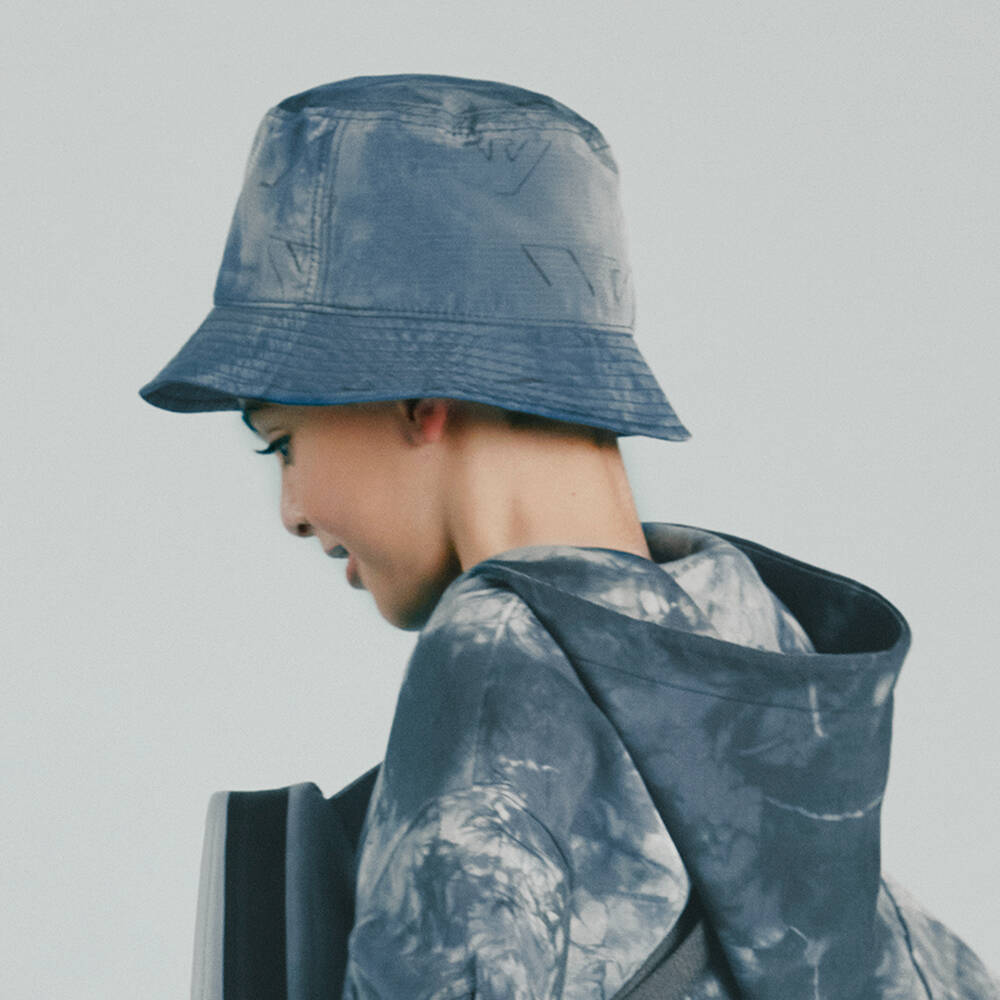 Emporio Armani-Boys Blue Bucket Hat | Childrensalon Outlet