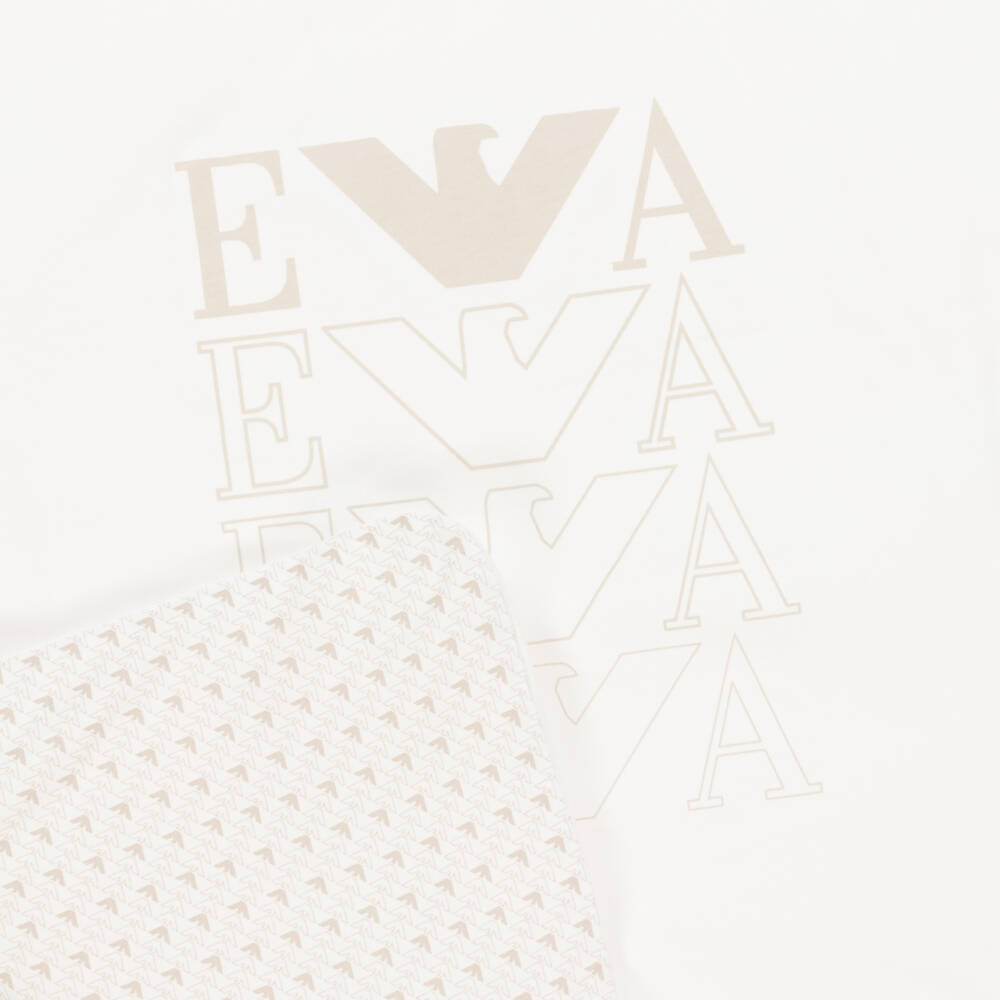 Emporio Armani-Boys Cozy Beige Padded Cotton Throw | Childrensalon Outlet