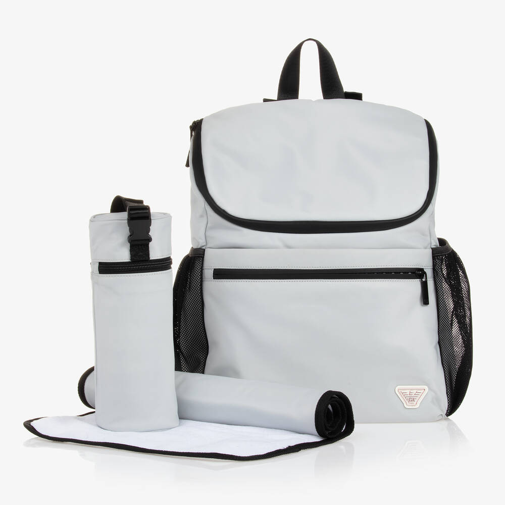 Emporio Armani - حقيبة ظهر لمستلزمات الأطفال لون رمادي (35 سم) | Childrensalon