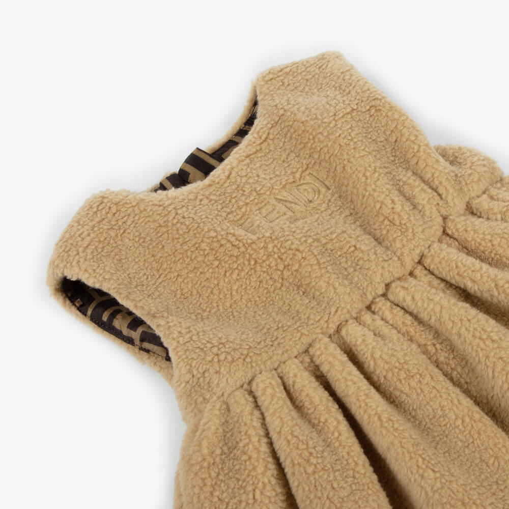 Fendi-Уютное бежевое платье из флиса для девочек | Childrensalon Outlet