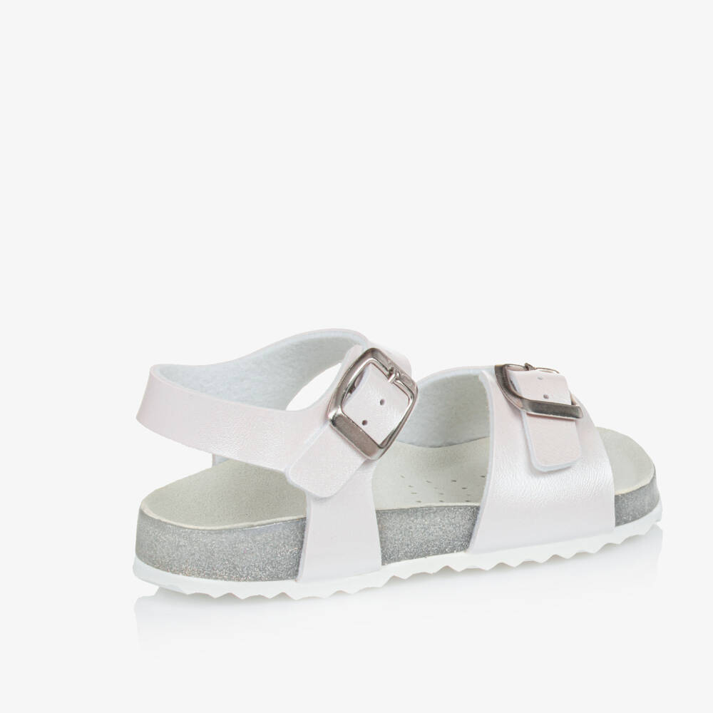 Geox-صنادل عاجية للبنات بتصميم إبزيم زائف | Childrensalon Outlet