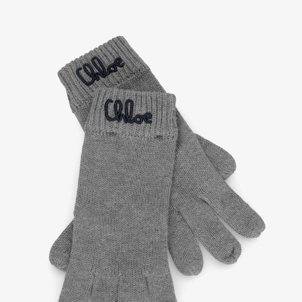 Chloé-Girls Grey Knitted Gloves with Embroidered Logo | Childrensalon Outlet