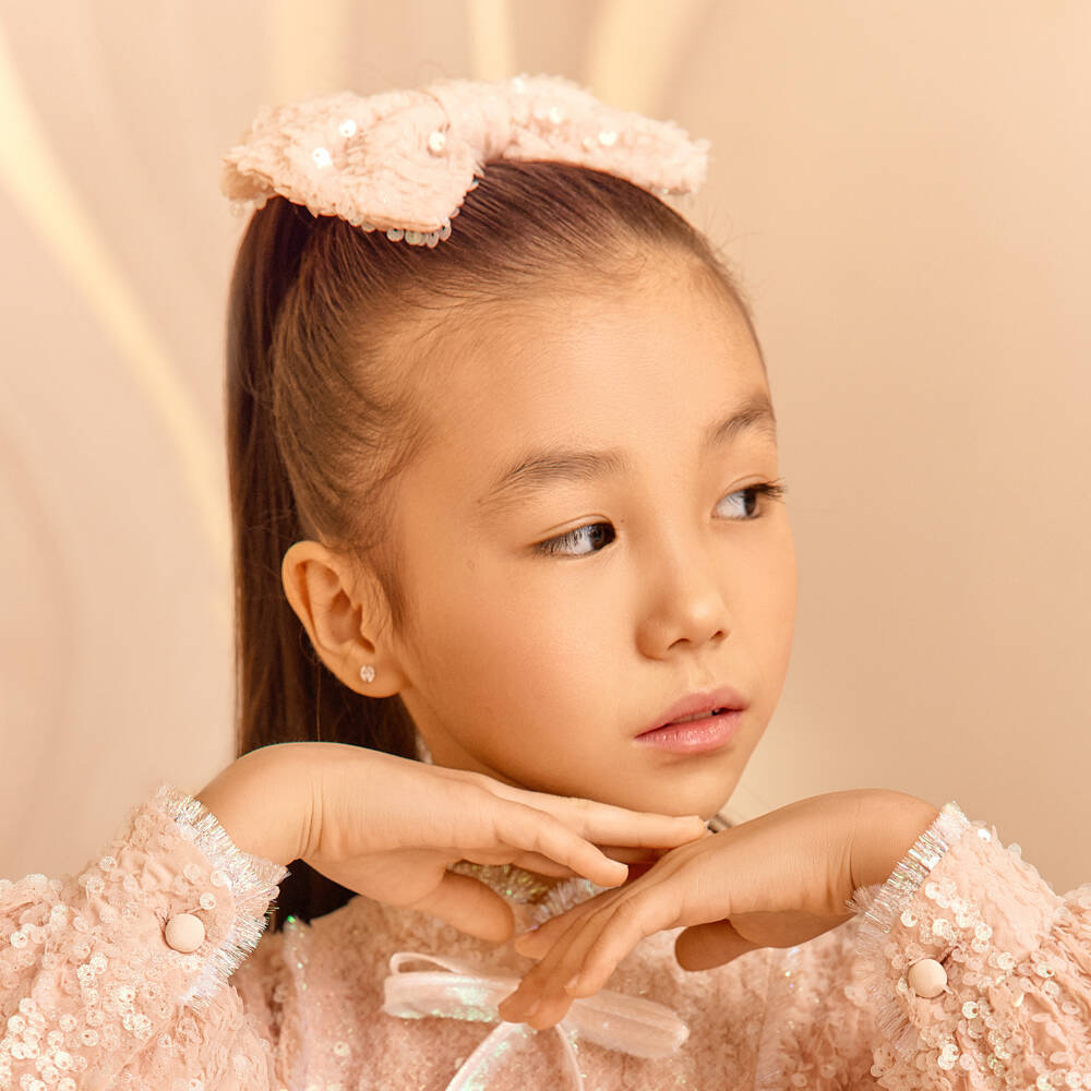 EIRENE-Girls Pink Crêpe & Sequin Bow Hair Clip | Childrensalon Outlet