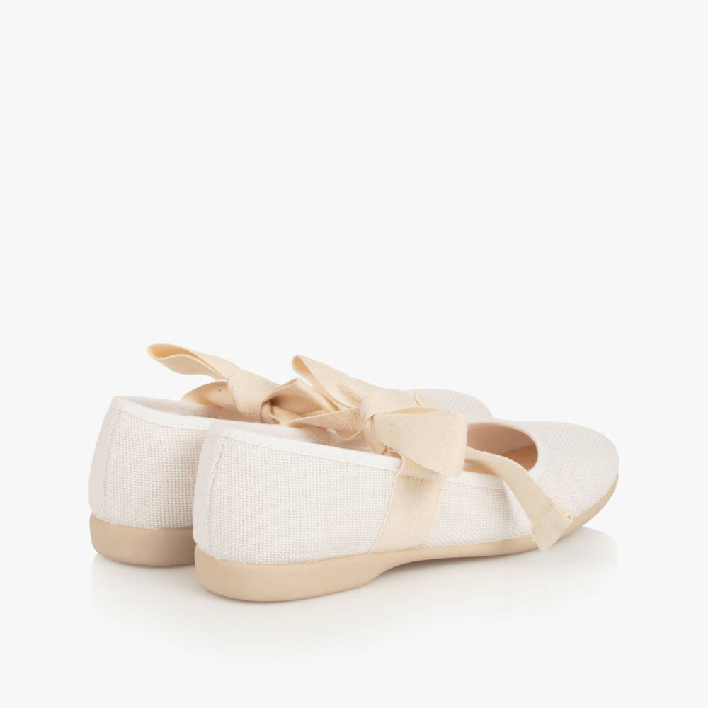 Pisamonas-Girls White Woven Textile Ballerina Pumps with Bows | Childrensalon Outlet