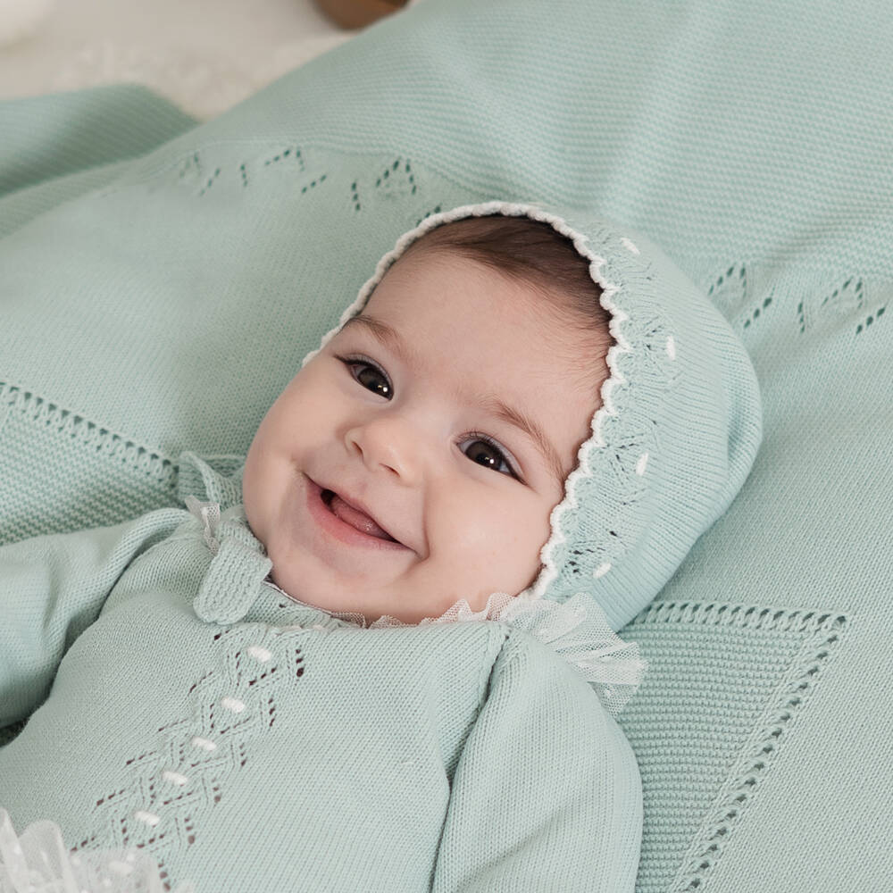 Artesanía Granlei-Green Knitted Bonnet with Tie Fastenings | Childrensalon Outlet