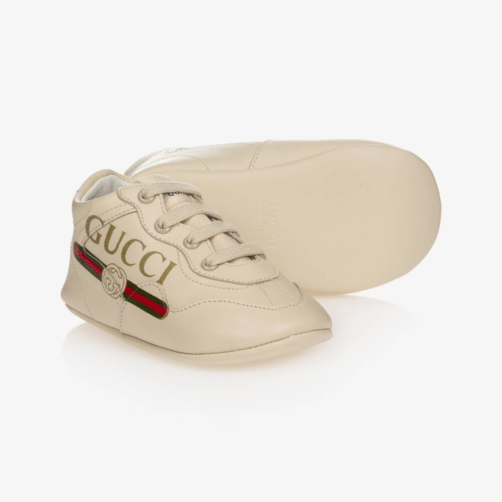 Gucci-Ivory Leather Pre-Walker Shoes With Vintage Logo | Childrensalon Outlet