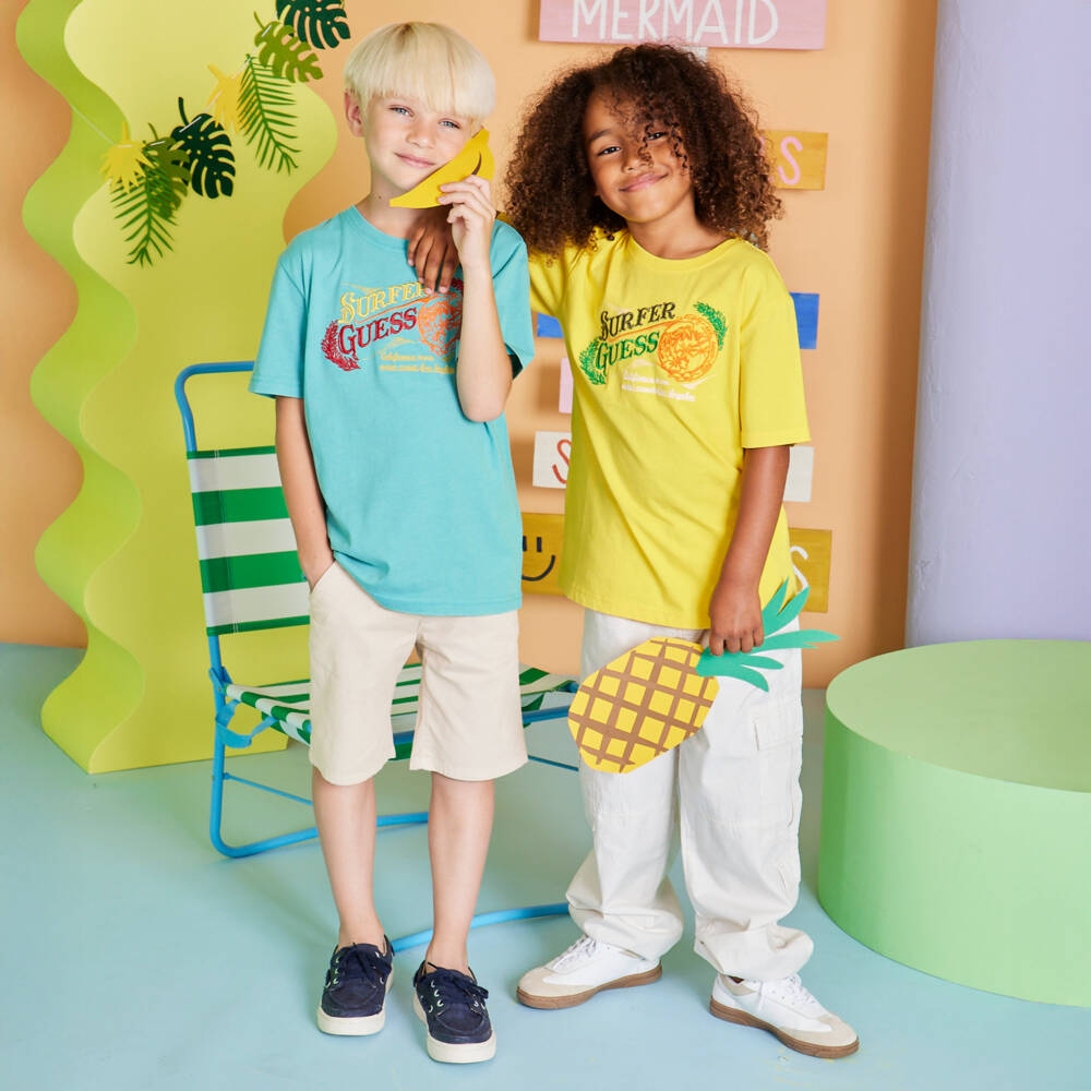 Guess-شورت أولاد من الكتان والقطن بلون رملي | Childrensalon Outlet