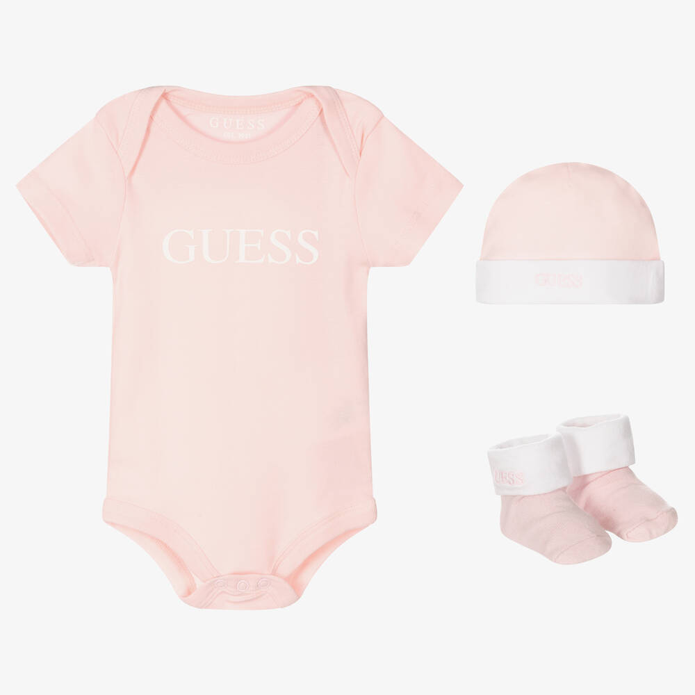 Guess - طقم أوفرول بادي قطن لون أبيض وزهري للمولودات | Childrensalon