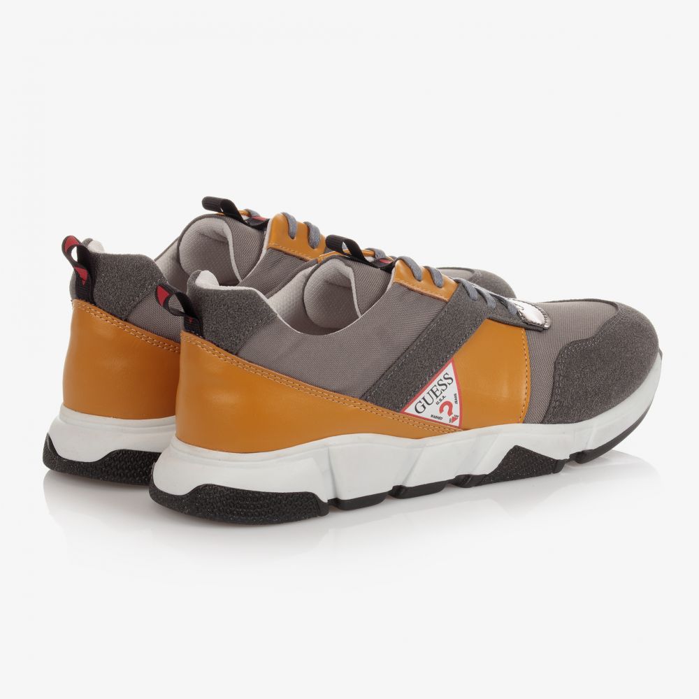 Guess-ترينرز تينز ولادي جلد صناعي وشامواه لون رمادي وأصفر | Childrensalon Outlet