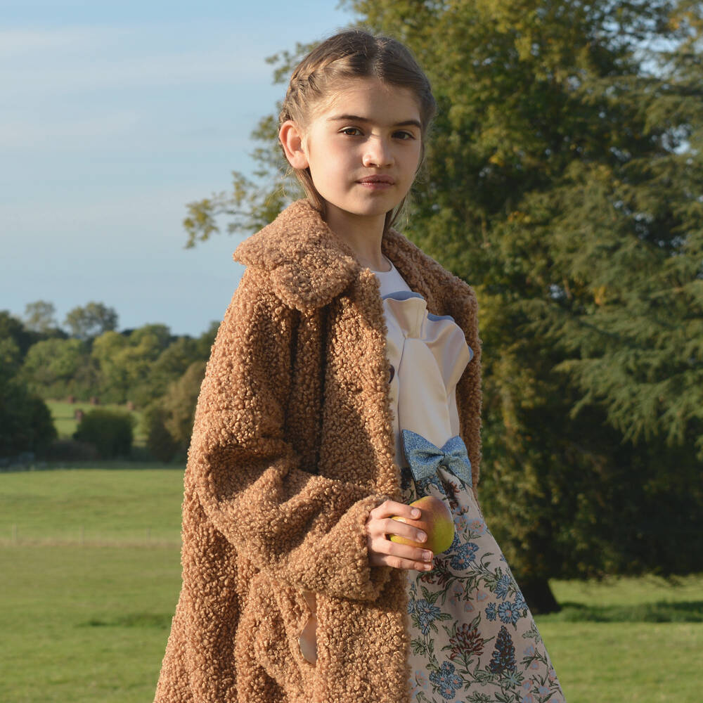 Hucklebones London-Girls Beige Bouclé Pocket Coat | Childrensalon Outlet