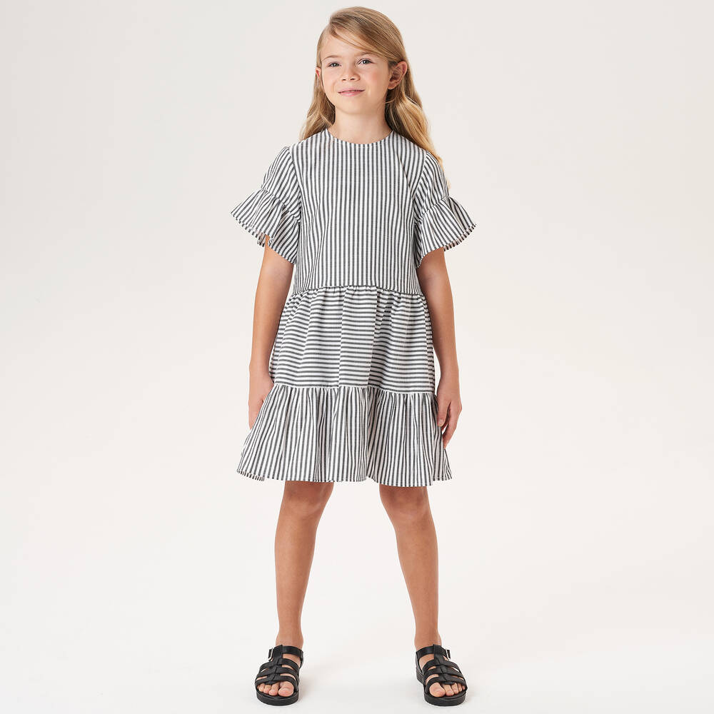 iDO Для младших-Белое многоярусное платье в черную полоску | Childrensalon Outlet