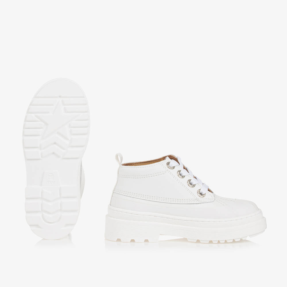 جاكموس-بوت بطول الكاحل بأربطة جلد لون أبيض | Childrensalon Outlet