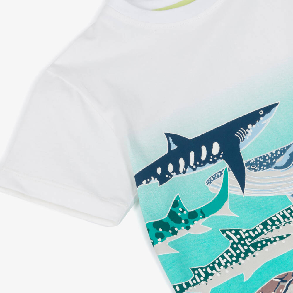 Joyday-تيشيرت للأولاد باللون الأبيض والأزرق مع تصميم سمك القرش | Childrensalon Outlet