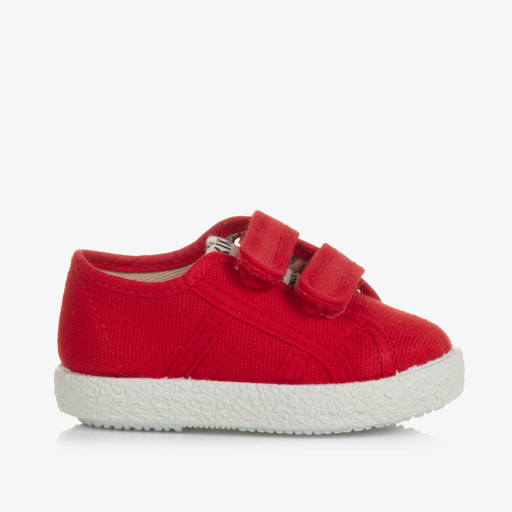 Kids top red trainers