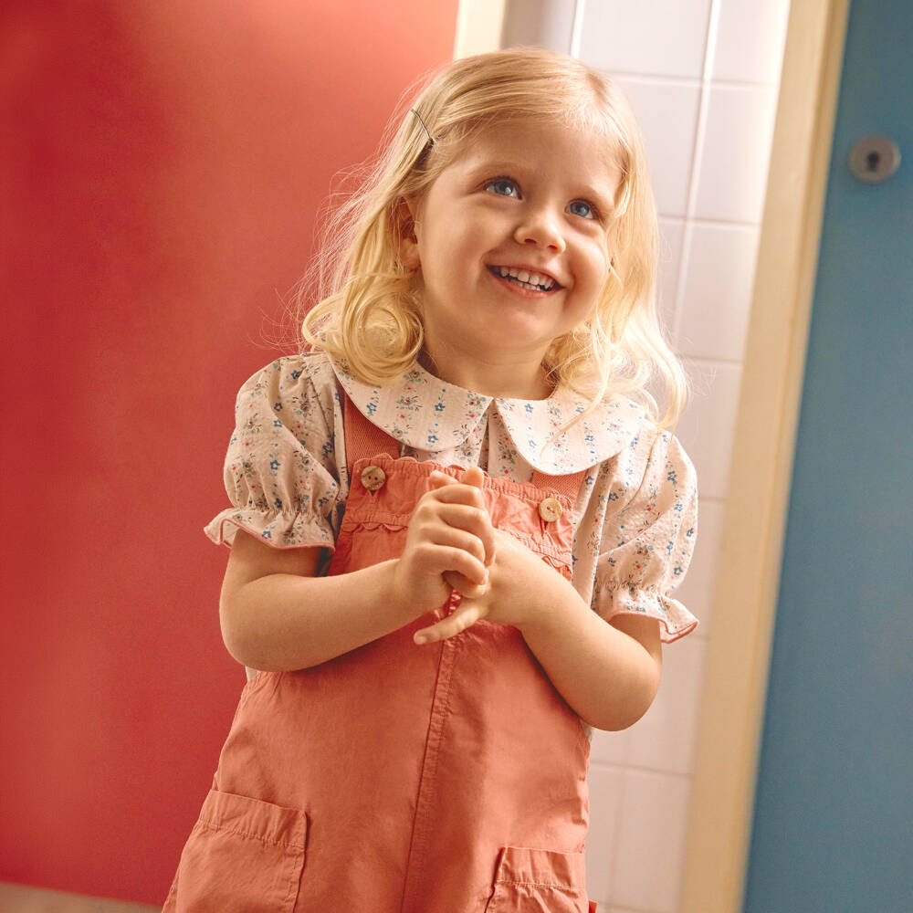 Laranjinha-Girls Beige Floral Print Cotton Seersucker Blouse | Childrensalon Outlet