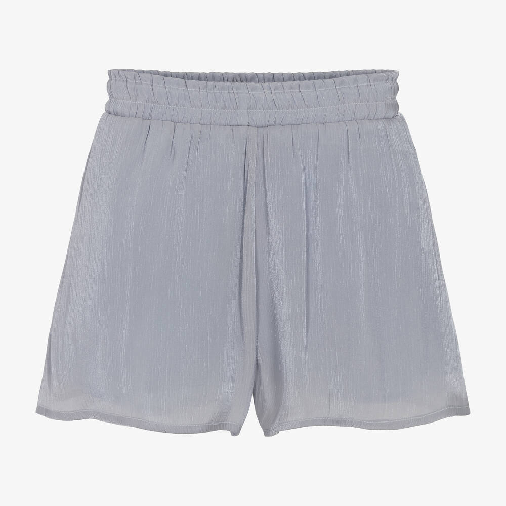 Chic shorts shop