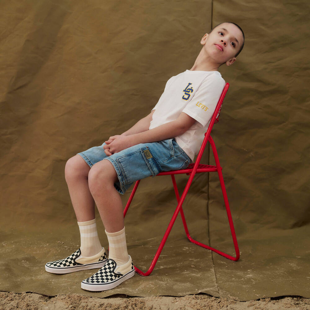 Levi's-Boys White Cotton Logo Tee | Childrensalon Outlet