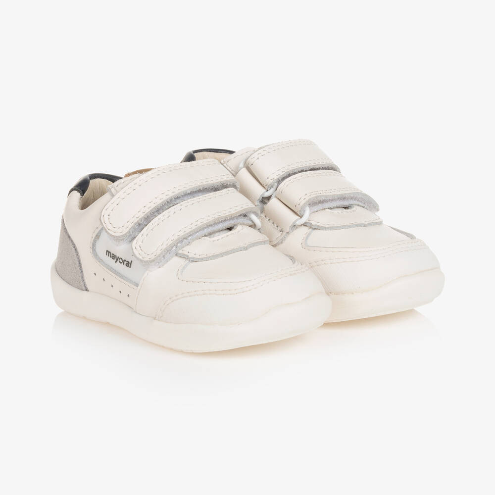 Mayoral - حذاء جلد لون أبيض لمرحلة بدء المشي للمواليد | Childrensalon