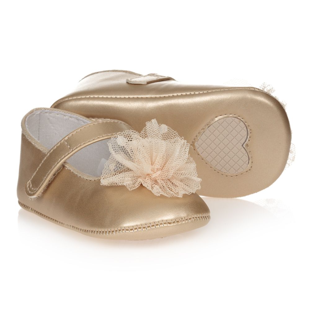 Mayoral Newborn - حذاء جلد صناعي لون ذهبي للمولودات  | Childrensalon
