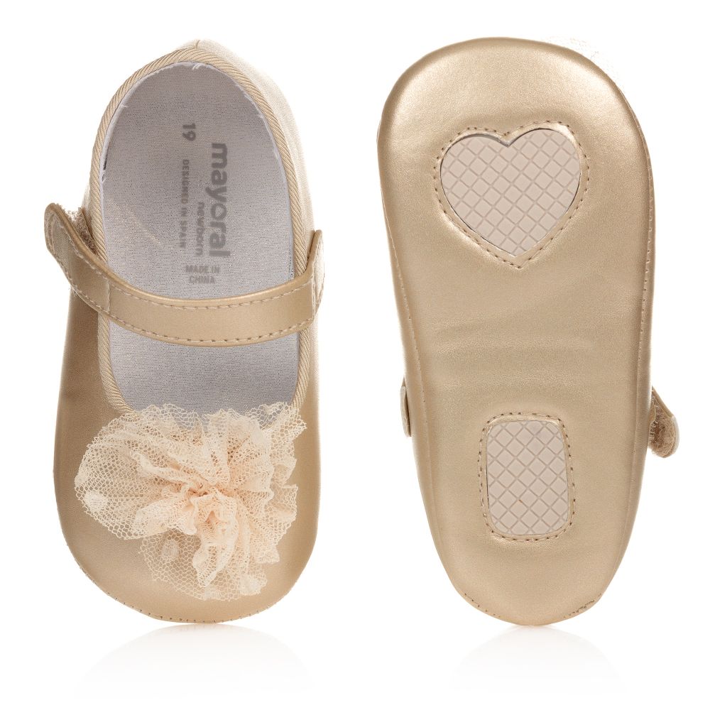 Newborn girl gold shoes discount