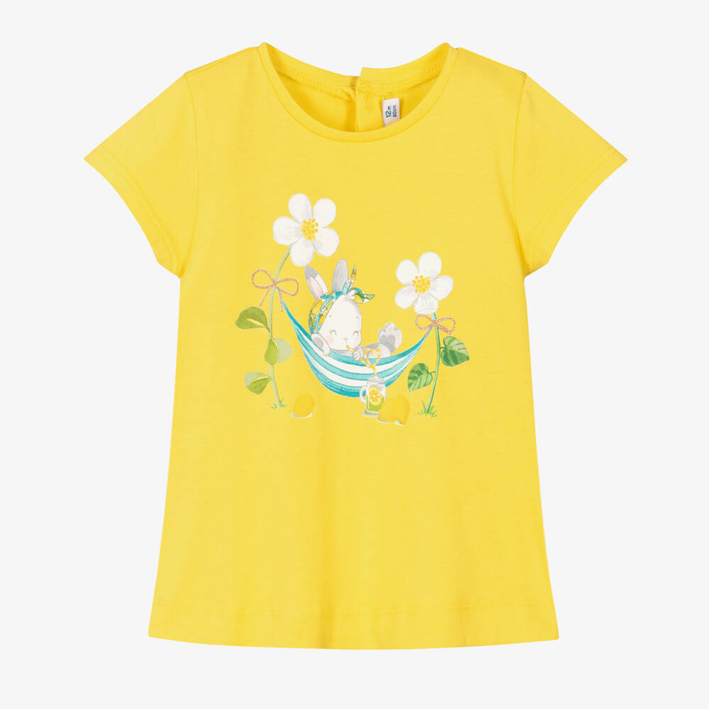 Mayoral - Желтая хлопковая футболка с кроликом | Childrensalon