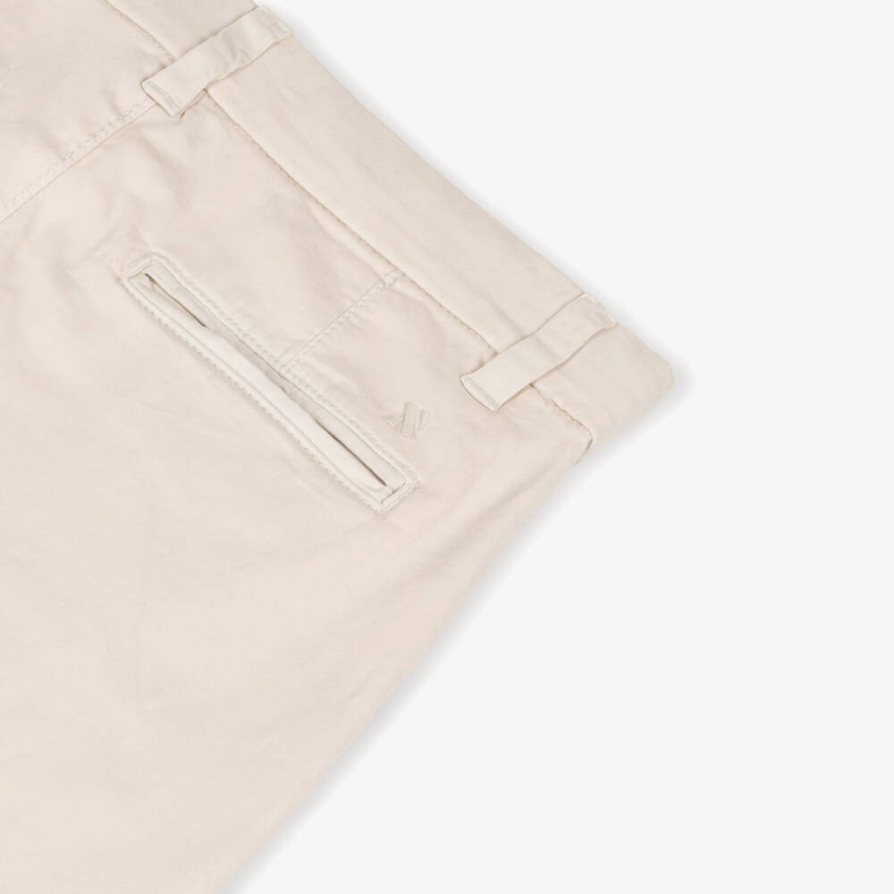 Mayoral Нукутаваке-Классические бежевые хлопковые шорты для мальчиков | Childrensalon Outlet