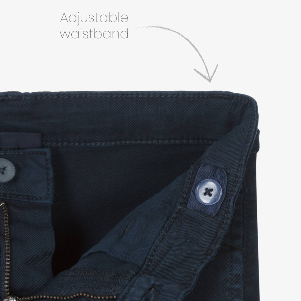 Mayoral Нукутаваке-Классические синие шорты карго для мальчиков | Childrensalon Outlet