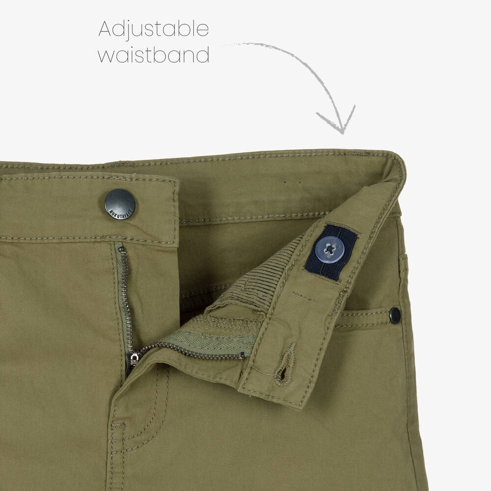 Mayoral-Зеленые шорты из хлопкового твила | Childrensalon Outlet