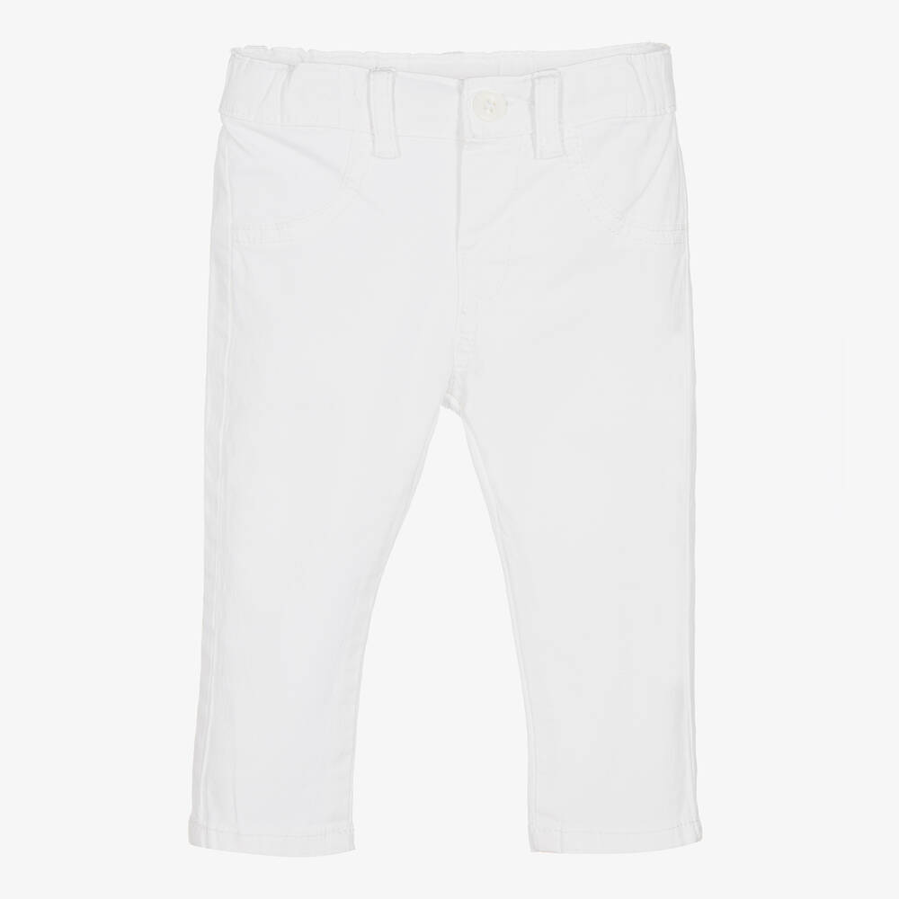 Mayoral - Белые хлопковые брюки для мальчиков | Childrensalon