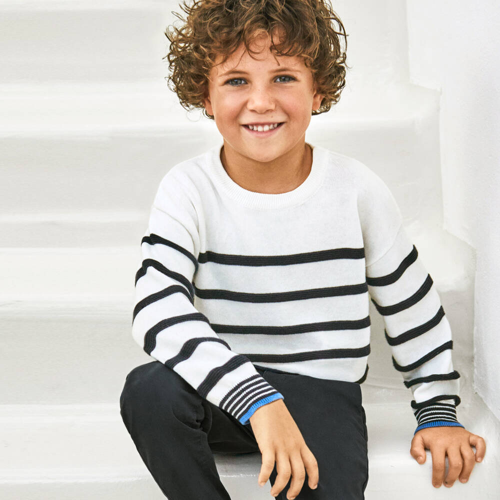Boys black and white sweater store