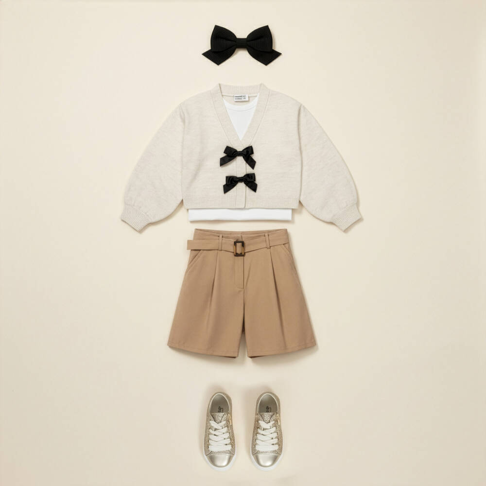 Mayoral-Шорты с поясом и складками для девочек цвета загара | Childrensalon Outlet