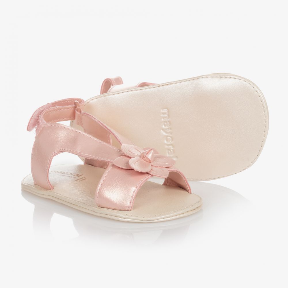 Mayoral Newborn - Rosa Krabbelsandalen für Mädchen | Childrensalon