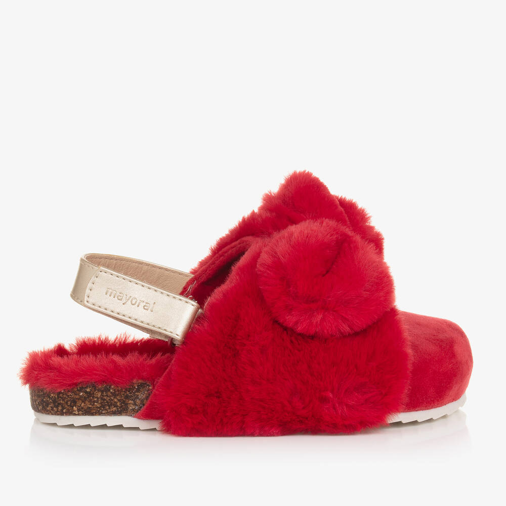 Fluffy red slides discount