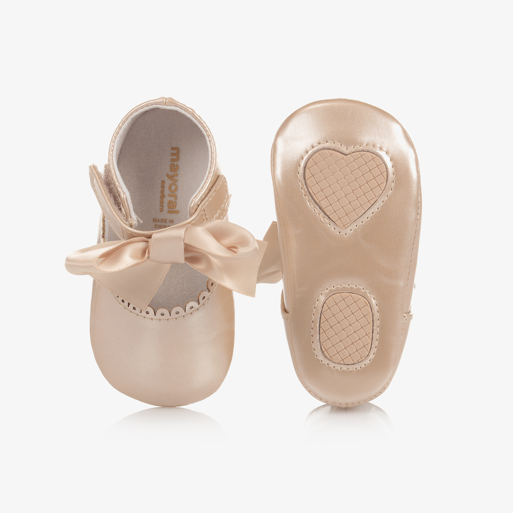 Mayoral newborn shoes hotsell