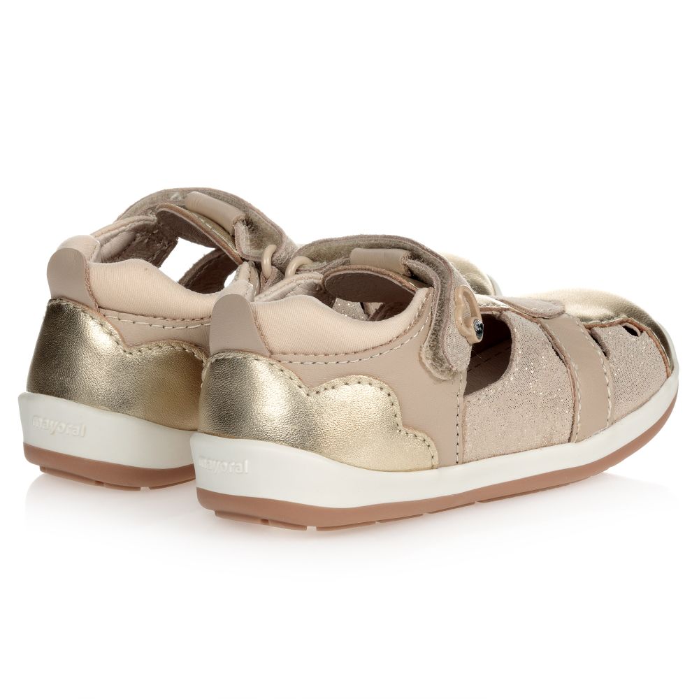 Mayoral-Золотистые кожаные сандалии с сердечками | Childrensalon Outlet