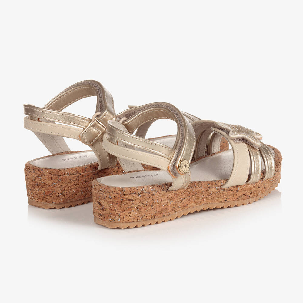Mayoral-Золотистые сандалии на танкетке со звездами | Childrensalon Outlet
