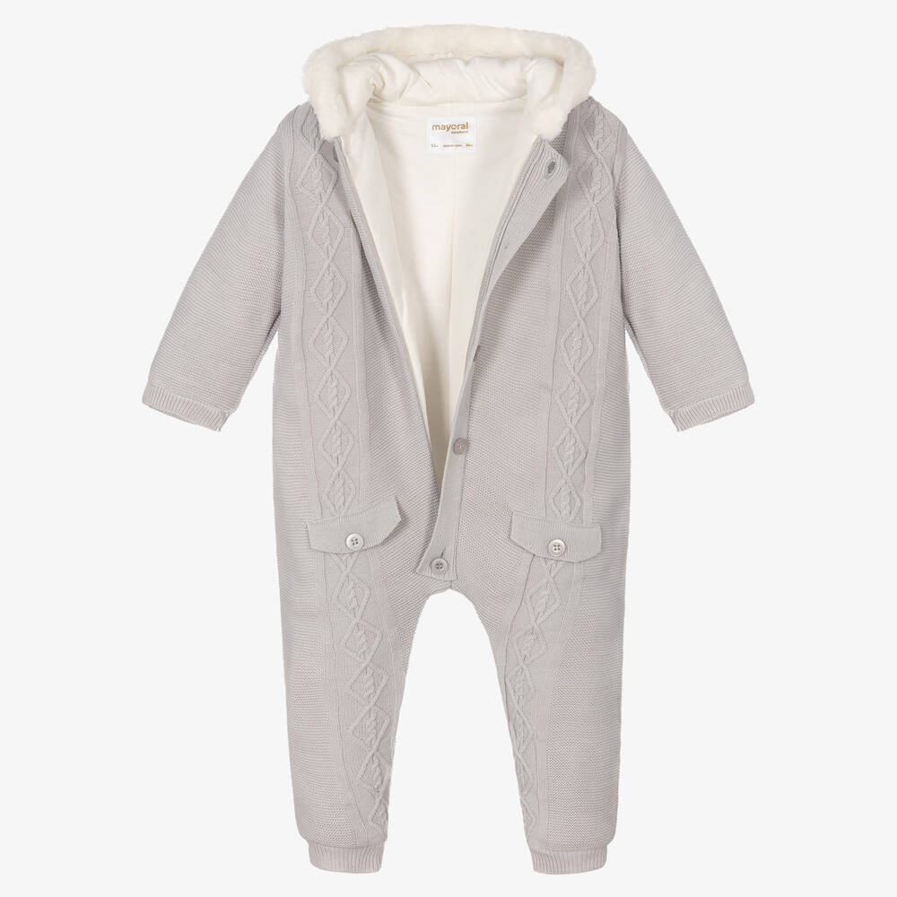 Grey pram suit 2025