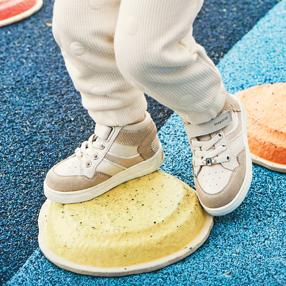 Mayoral-Ivory And Gold Trainer | Childrensalon Outlet