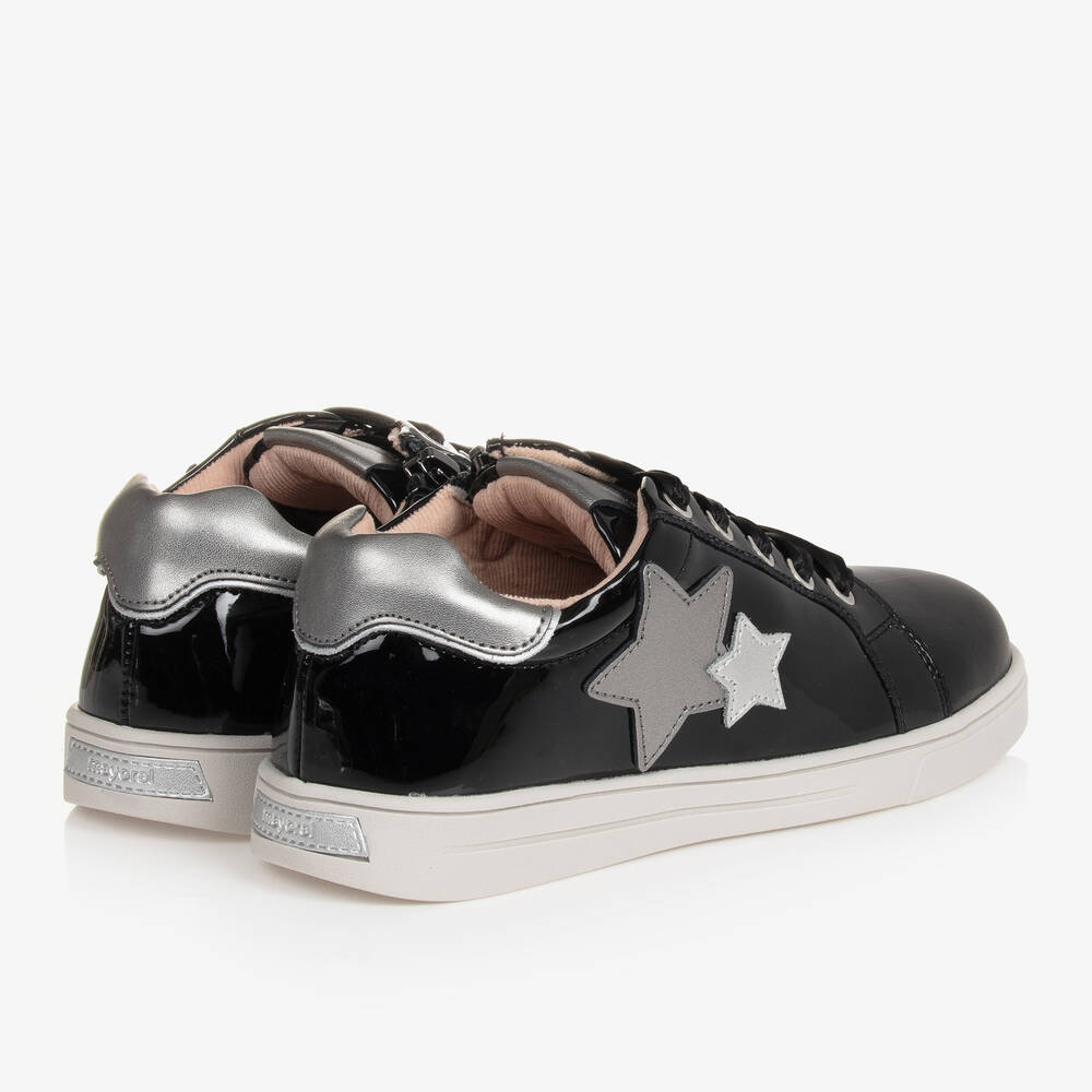 مايورال-ترينرز جلد لامع لون أسود وفضّي تينز بناتي | Childrensalon Outlet