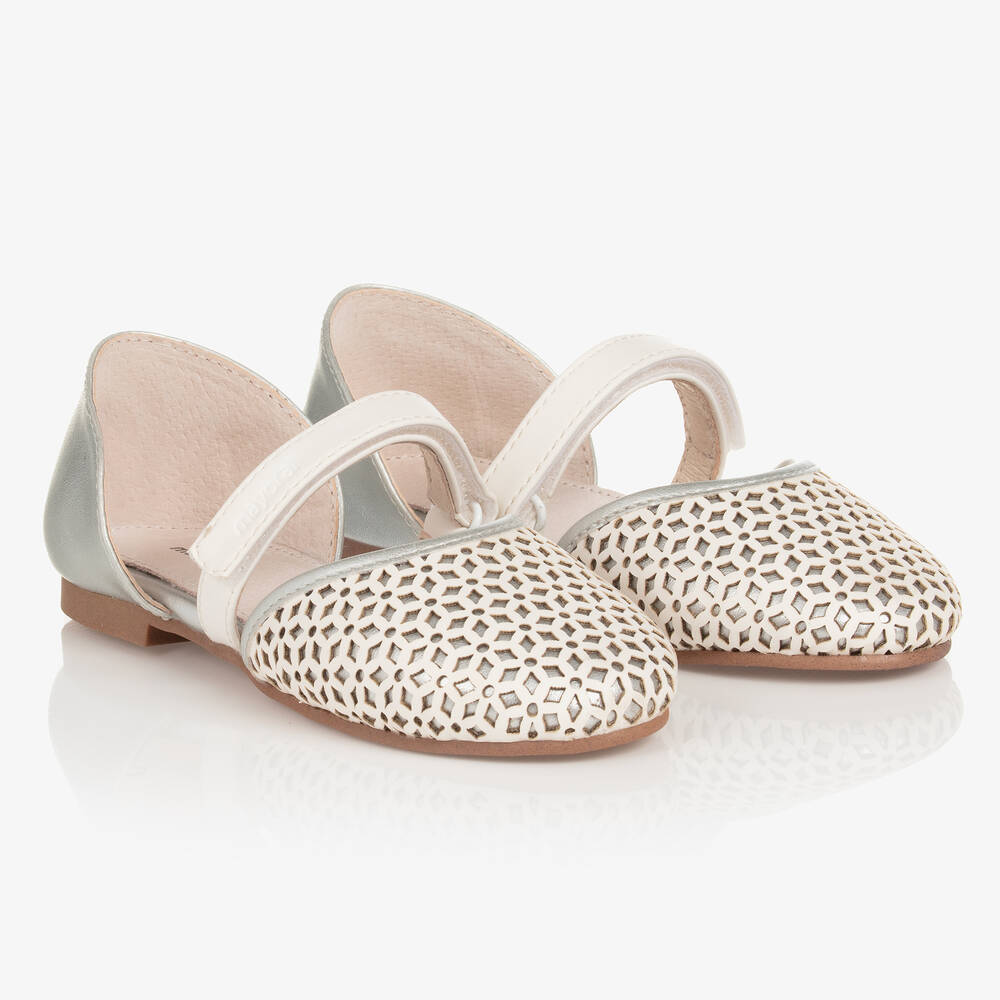Mayoral - حذاء تينز بناتي جلد صناعي لون أبيض وفضّي | Childrensalon