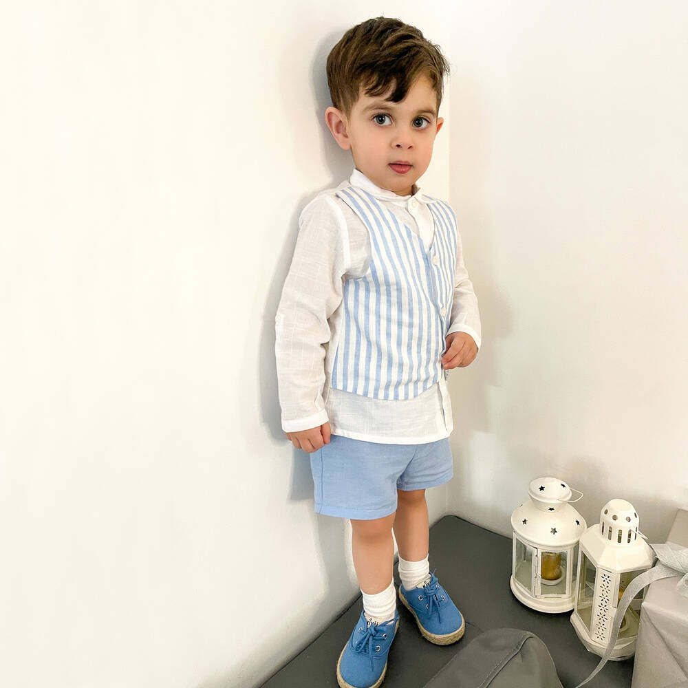 Mayoral-Белая рубашка с голубыми шортами | Childrensalon Outlet