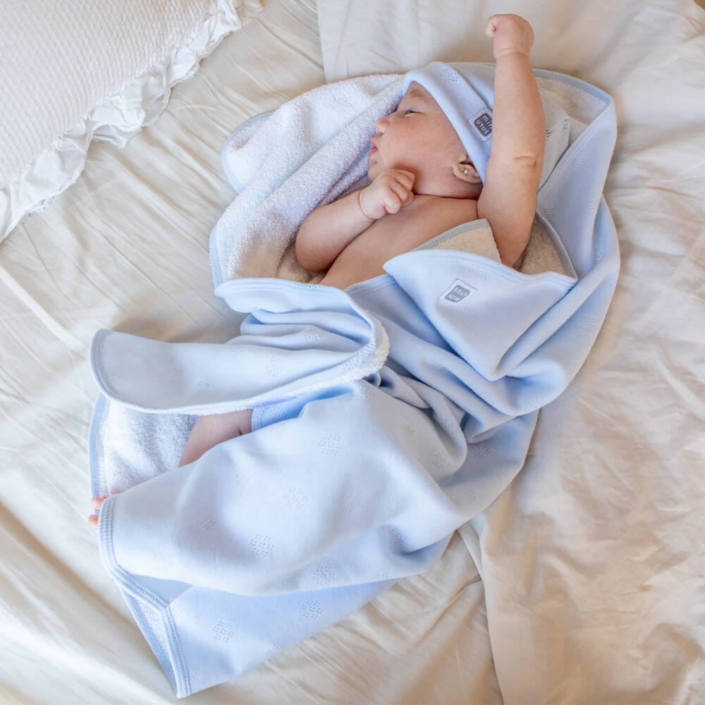 Minutus-Blue Cotton Skin To Skin Blanket & Hat Set | Childrensalon Outlet