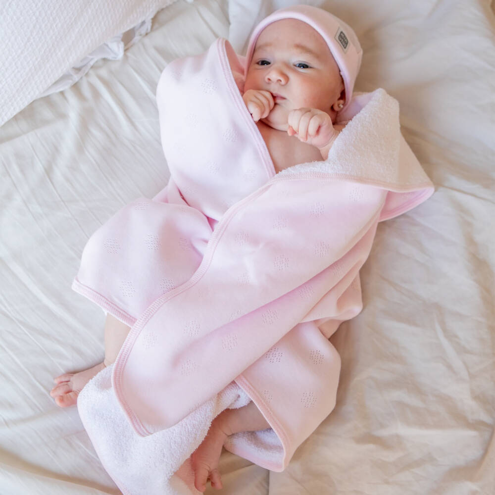 Minutus-Pink Cotton Skin To Skin Cotton Blanket & Hat Set | Childrensalon Outlet