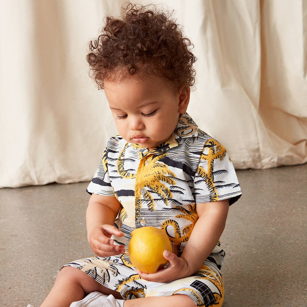 Molo-Кремовая хлопковая футболка с желтыми пальмами | Childrensalon Outlet