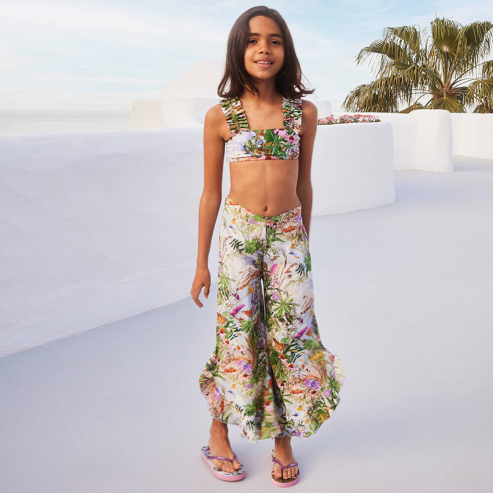 Teenage girls trousers top