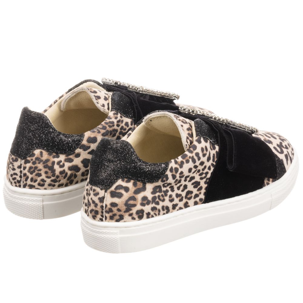 beige slip on trainers