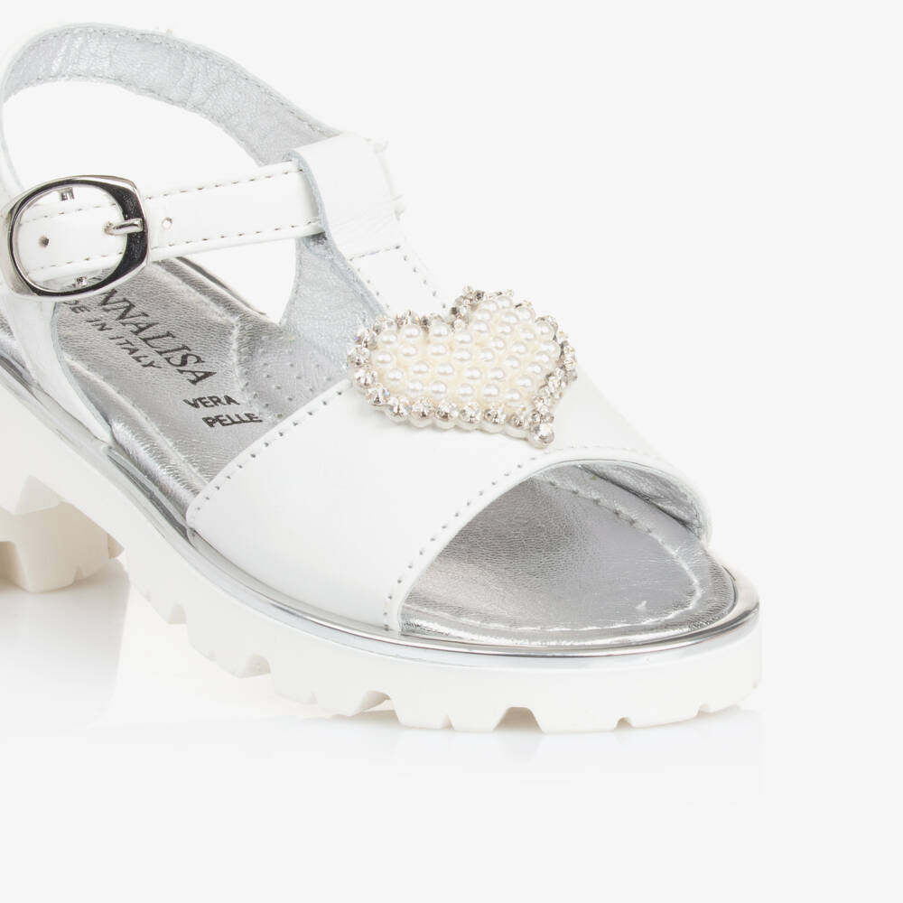 Monnalisa-Кремовые кожаные сандалии с сердечками для девочек | Childrensalon Outlet